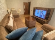 Satılır 3 otaqlı 70 m2 köhnə tikili Y.Günəşli