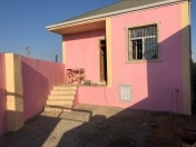 Satılır 3 otaqlı 74 m2 həyət evi Saray