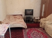 İcarəyə verilir 2 otaqlı 45 m2 həyət evi Elmlər Akademiyası m.