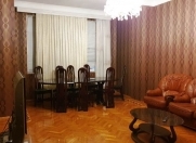 Satılır 4 otaqlı 170 m2 yeni tikili Azərbaycan Dillər Universiteti