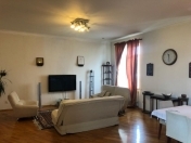 İcarəyə verilir 5 otaqlı 100 m2 köhnə tikili 28 May m.