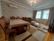 Satılır 6 otaqlı 200 m2 həyət evi Binə