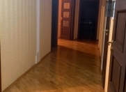 İcarəyə verilir 3 otaqlı 131 m2 yeni tikili İnşaatçılar m.