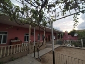 Satılır 4 otaqlı 200 m2 bağ evi Buzovna