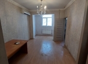 İcarəyə verilir 2 otaqlı 50 m2 köhnə tikili Gənclik m.