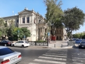 Satılır 2 otaqlı 40 m2 köhnə tikili Sahil m.