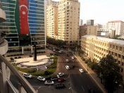 Satılır 3 otaqlı 170 m2 yeni tikili Nizami m.