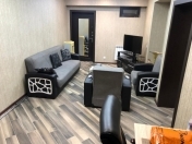 İcarəyə verilir 2 otaqlı 80 m2 ofis 8 Noyabr m.