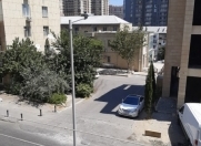 Satılır 1 otaqlı 32 m2 köhnə tikili İnşaatçılar m.