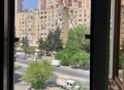 Satılır 2 otaqlı 50 m2 köhnə tikili Memar Əcəmi m.