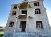 Satılır 10 otaqlı 415 m2 villa Məhəmmədli