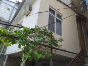 Satılır 3 otaqlı 70 m2 köhnə tikili Rəsulzadə