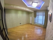 Satılır 5 otaqlı 350 m2 yeni tikili Nizami m.