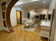 Satılır 3 otaqlı 119 m2 yeni tikili 9 mkr