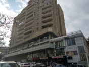 Satılır 4 otaqlı 147 m2 yeni tikili 28 May m.