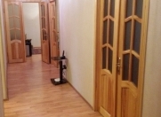 Satılır 5 otaqlı 120 m2 köhnə tikili Ukrayna dairəsi