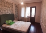 Satılır 3 otaqlı 80 m2 köhnə tikili 8 mkr