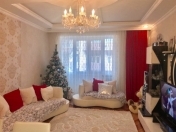 İcarəyə verilir 3 otaqlı 60 m2 köhnə tikili Səməd Vurğun parkı