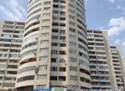 Satılır 4 otaqlı 157 m2 yeni tikili Elmlər Akademiyası m.