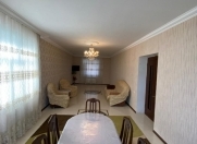 Satılır 6 otaqlı 430 m2 həyət evi Bakıxanov