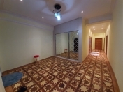 Satılır 4 otaqlı 170 m2 yeni tikili ISR Plaza