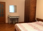 İcarəyə verilir 4 otaqlı 180 m2 yeni tikili 6-cı parallel