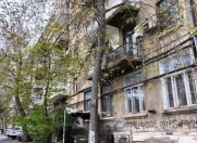 İcarəyə verilir 1 otaqlı 45 m2 köhnə tikili Nizami m.