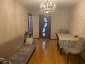 İcarəyə verilir 2 otaqlı 60 m2 köhnə tikili Xalqlar Dostluğu m.