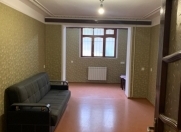 İcarəyə verilir 2 otaqlı 65 m2 köhnə tikili Neftçilər m.