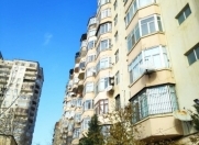 Satılır 6 otaqlı 230 m2 yeni tikili İnşaatçılar m.