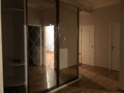 İcarəyə verilir 3 otaqlı 110 m2 yeni tikili 8 km