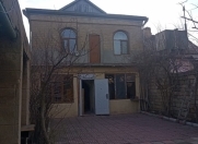 Satılır 5 otaqlı 250 m2 həyət evi Badamdar