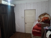 Satılır 2 otaqlı 51 m2 köhnə tikili Babək Plaza
