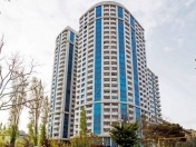 Satılır 4 otaqlı 130 m2 yeni tikili Elmlər Akademiyası m.