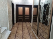 Satılır 4 otaqlı 195 m2 həyət evi Badamdar