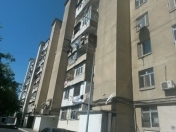 Satılır 2 otaqlı 60 m2 köhnə tikili Əhmədli