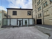 Satılır 10 otaqlı 280 m2 obyekt Dövlət Statistika Komitəsi