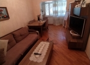 Satılır 3 otaqlı 90 m2 köhnə tikili 9 mkr