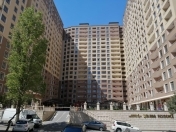 Satılır 1 otaqlı 62 m2 yeni tikili İnşaatçılar m.