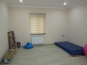 İcarəyə verilir 1 otaqlı 20 m2 yeni tikili İnşaatçılar m.