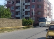 Satılır 2 otaqlı 60 m2 yeni tikili İnşaatçılar m.