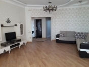 İcarəyə verilir 3 otaqlı 120 m2 yeni tikili Gənclik m.