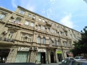 Satılır 1 otaqlı 20 m2 köhnə tikili Sahil m.