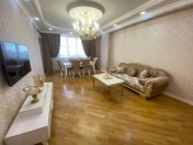 Satılır 3 otaqlı 130 m2 yeni tikili Y.Günəşli