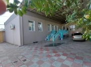 Satılır 5 otaqlı 280 m2 həyət evi Gəncə