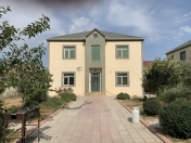 Satılır 5 otaqlı 220 m2 bağ evi Hövsan