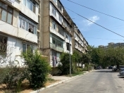 Satılır 2 otaqlı 60 m2 köhnə tikili Həzi Aslanov