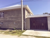 Satılır 6 otaqlı 300 m2 həyət evi Qax