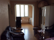 İcarəyə verilir 5 otaqlı 35 m2 köhnə tikili Elmlər Akademiyası m.