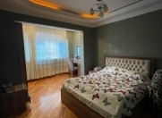 Satılır 3 otaqlı 90 m2 köhnə tikili 9 mkr